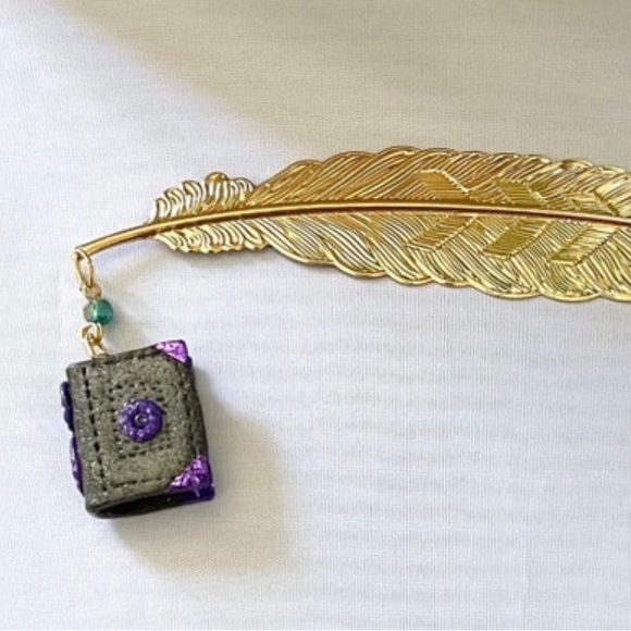 Bookmark Feather and miniature Polymerclay book-Bookmark Metal feather - Picture 5 of 10
